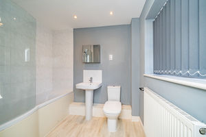 BATHROOM- click for photo gallery
